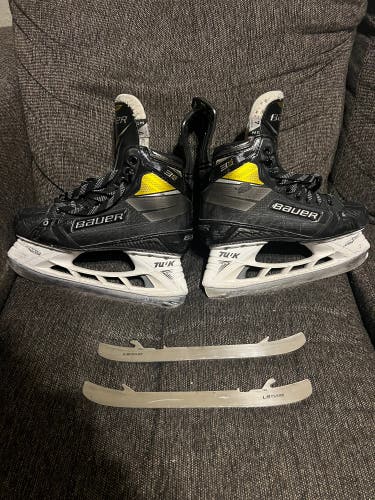 Used Senior Bauer Supreme 3S Pro Hockey Skates 7 w/ extra steel