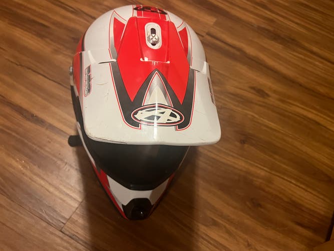 Motorcycle/cross helmet