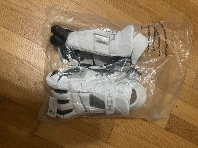 New  Maverik 13" M5 Lacrosse Gloves