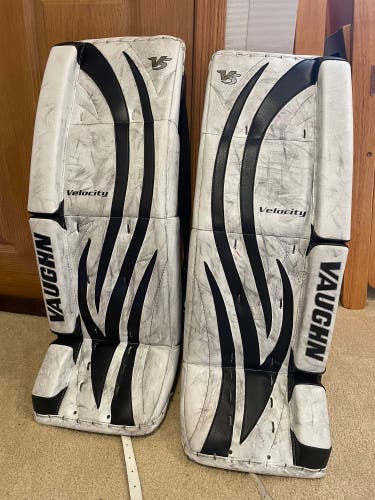 Used 30" Vaughn Velocity V5 Goalie Leg Pads