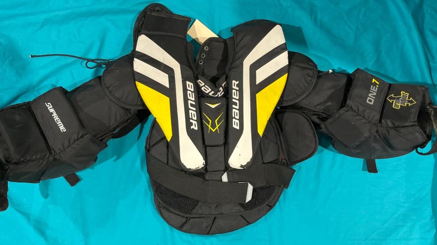 Used Junior Small Bauer Supreme One.7 Goalie Chest Protector