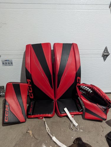 New 33" CCM Axis XF Pro Regular Goalie Full Set