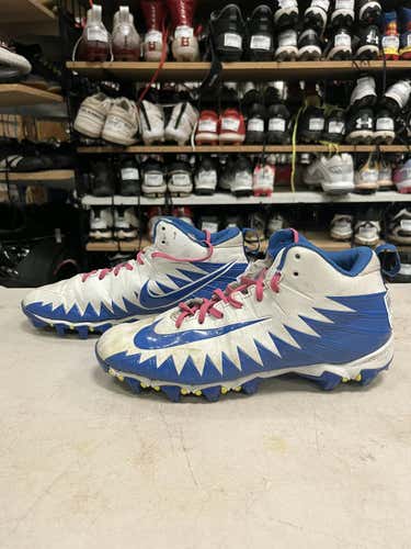 Used Nike Senior 9 Football Cleats