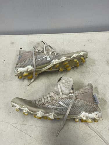 Used New Balance Senior 8 Lacrosse Cleats