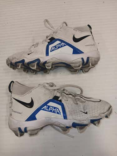 Used Nike Junior 02.5 Football Cleats