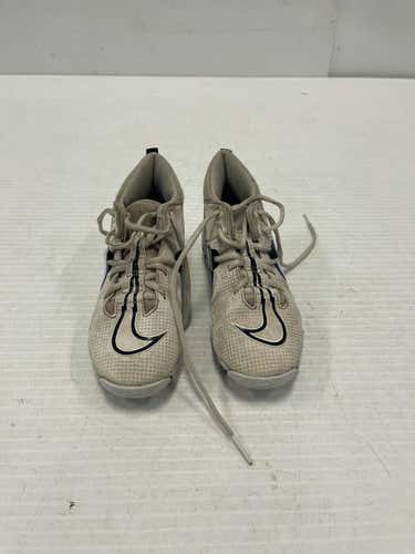 Used Nike Junior 04.5 Football Cleats