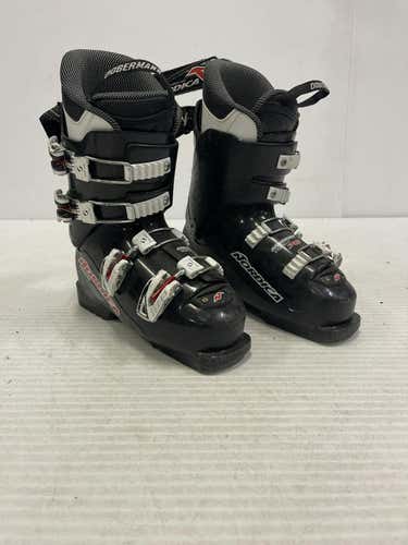 Used Nordica 235 Mp - J05.5 - W06.5 Boys' Downhill Ski Boots