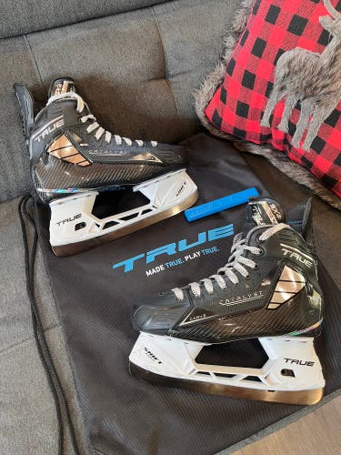 True Catalyst 9X4 Intermediate Skates
