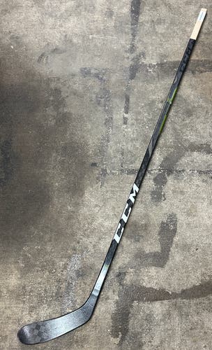 Used Senior CCM Right Handed Ribcor Trigger 3D Hockey Stick P28