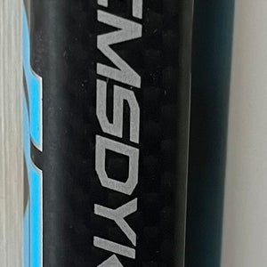 Brand New Pro Stock Intermediate STX Surgeon RX3 Right Handed Stick X88 60 flex - van Riemsdyk