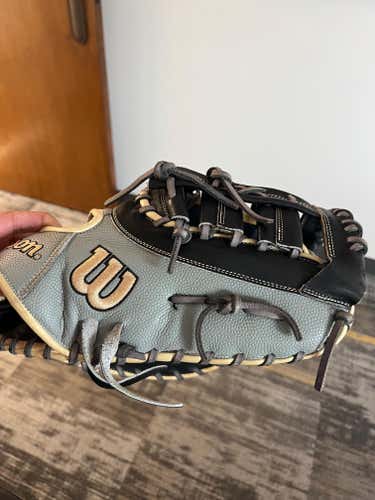 Wilson A2000 SuperSkin 1620 12.5" Baseball First Base Mitt