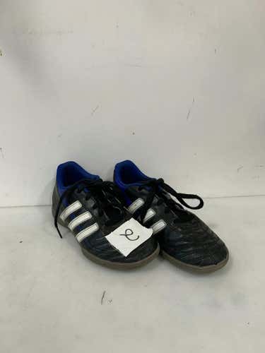 Used Adidas Junior 02 Indoor Soccer Indoor Cleats