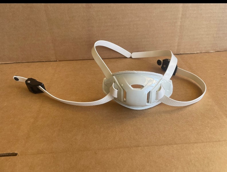 5 Riddell Hardcup Chinstrap for Speedflex Cam-Loc. (M)- New