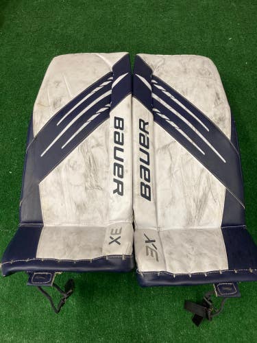 White Used 33" Senior Bauer Vapor 3X Goalie Leg Pads