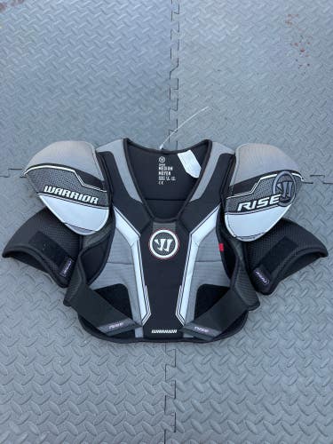 New Medium Senior Warrior Rise Shoulder Pads