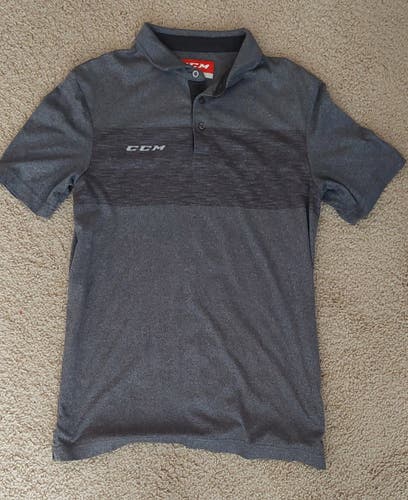 Boys medium CCM polo