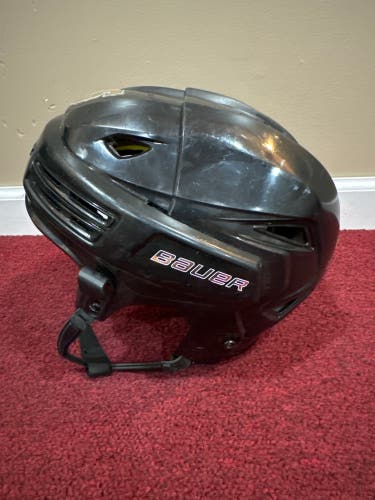 Bauer Re Akt 200 Size Medium Item#WMH6