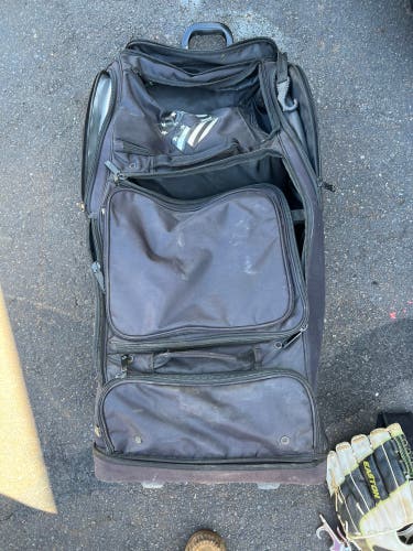 Softball Rolling bag