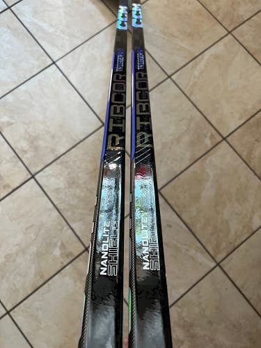 New 2 Pack 2x 70 Flex Left Handed P29 Trigger 9 Pro Hockey Sticks