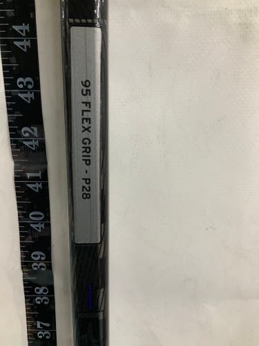 New Senior CCM RIBCORE Trigger 7 Left 95 Flex P28 Stick 63.5”