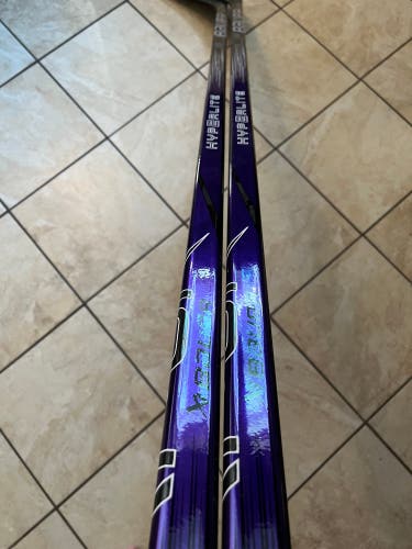 New 2 Pack 2x 70 Flex Left Handed P92 Purple Hyperlite2 Hockey Sticks