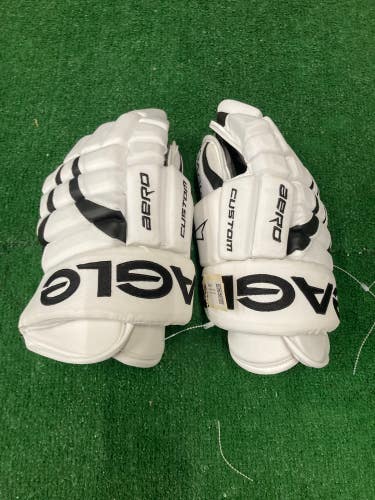 White New Senior Eagle Aero Gloves 14"