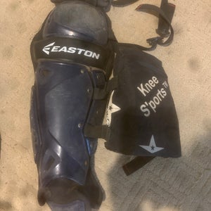 Used  Easton M5 Qwikfit Catcher's Set
