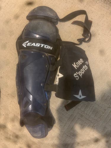 Used Easton M5 Qwikfit Catcher's Set