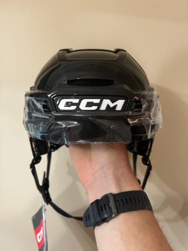 CCM Tacks 910 - SMALL Black Helmet