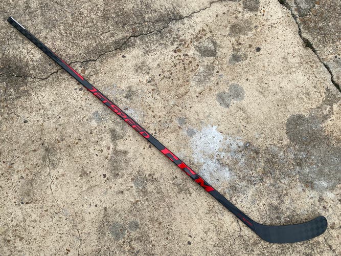 CCM JetSpeed FT4 PRO Pro Stock Hockey Stick Grip 95 Flex Right P90M 90446