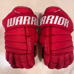 Warrior Alpha QX Pro 14” Red/ White Gloves