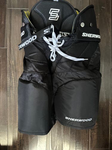 New Sherwood Rekker Element One Pants Senior Small Black