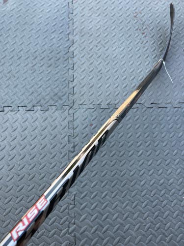 New Senior Warrior Rise Hockey Stick Right Handed W28