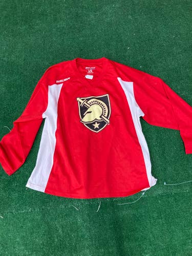 Used Large Men's Bauer Jersey 2 Pack