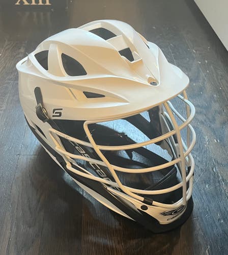 Cascade S New Adult Player's Helmet White NEVER WORN w/ Rabil Signature