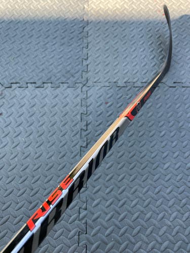 New Junior Warrior Rise Hockey Stick Right Handed W28