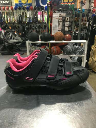 Used Senior 7.5 Bicycle Shoes