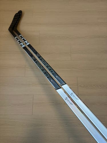 (2-pack) New Pro Stock RH CCM Jetspeed FT6 Pro P90 85 Flex