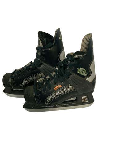 Used Ccm Edge 4.1 Senior 5.5 Ice Hockey Skates