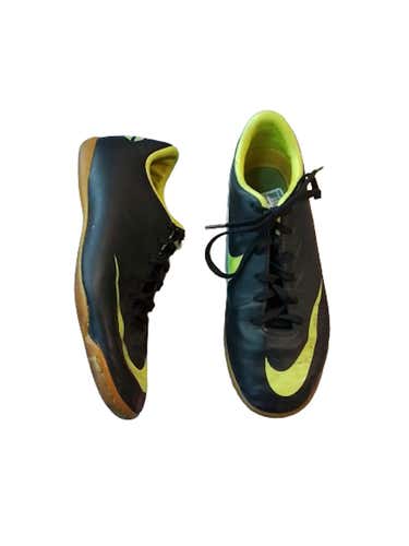 Used Nike Junior 03 Indoor Soccer Outdoor Cleats