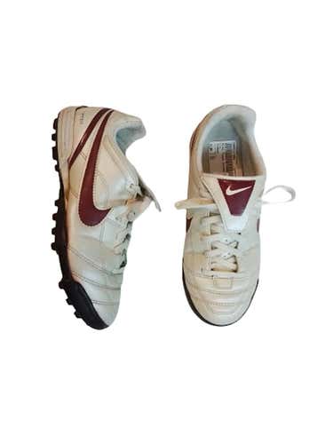 Used Nike Junior 03 Indoor Soccer Indoor Cleats