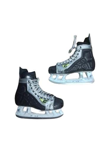 Used Graf Supra 570 Junior 04.5 Ice Hockey Skates