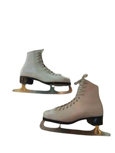 Used Dominion Canada Senior 6 Women's Figure Skates