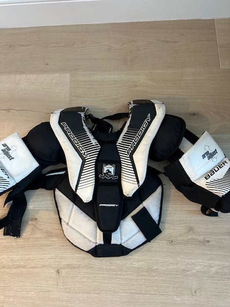 Used Small / Medium Bauer Prodigy Goalie Chest Protector
