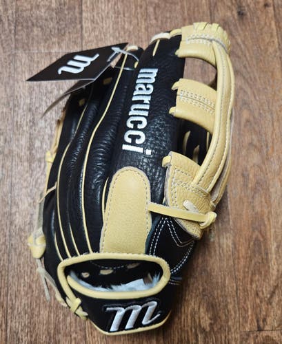 2024 Marucci Right Hand Throw Outfield Marksman Series Baseball Glove 12.75" New