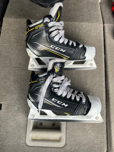 Senior CCM Tacks goalie skates Size 7