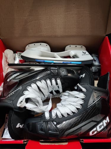 New Yanni Gourde Senior CCM AS-V Pro Stock Skates Size 8 Seattle Kraken