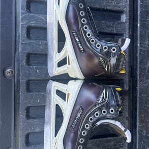 Junior Used Bauer Supreme One100 Hockey Goalie Skates Regular Width Size 4