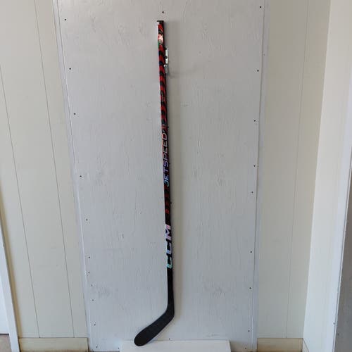 New Senior CCM JetSpeed FT5 Pro Right Handed Hockey Stick P28 Pro Stock 85 Flex