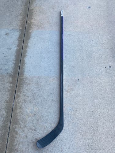 Used Senior Cesana CCM Right Handed P92 80 Flex Pro Stock RibCor Trigger 7 Pro Hockey Stick